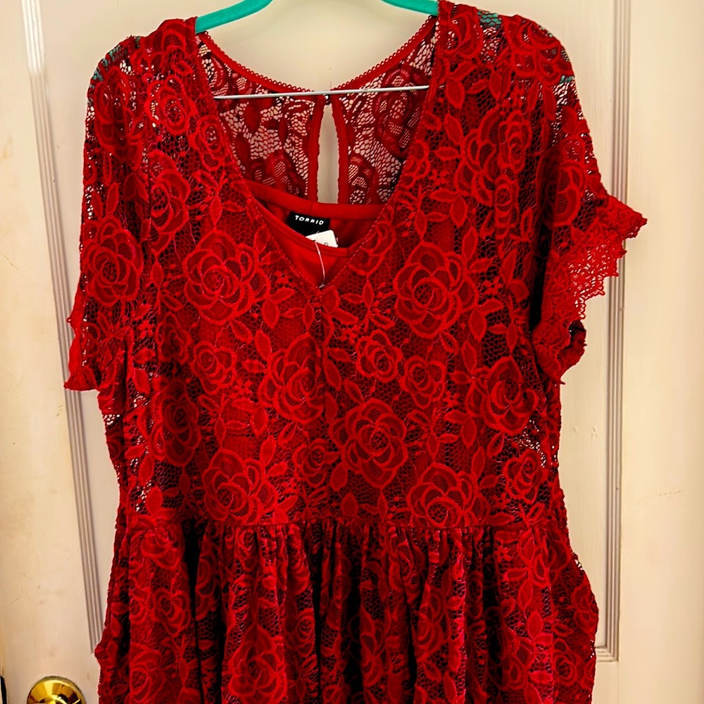 New Torrid plus size 2 (2x) Burgundy lace overlay short sleeve  skater dress
